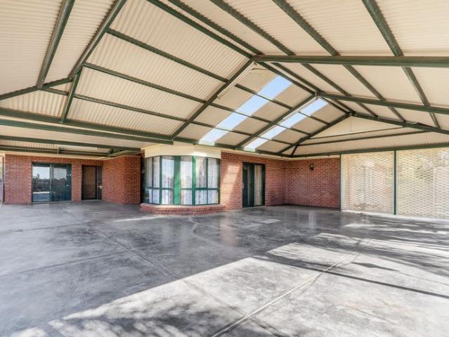Comfortable & Spacious Living Perfect for Families