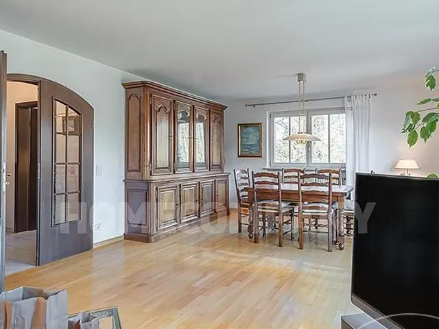 Comfortably furnished and very quietly located 3 room apartment with balcony in Waldtrudering