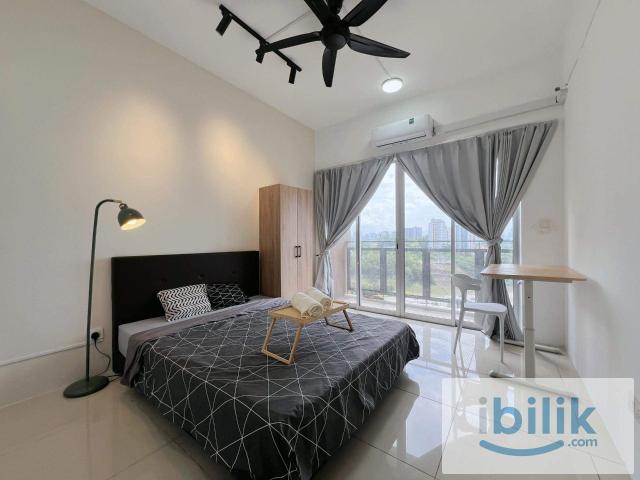 COMFY & CONVENIENT! PLATINUM OUG ROOM AVAILABLE NOW