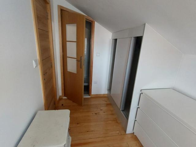 Comfy Double Bedroom with a private bathroom close to Coimbrões Metro