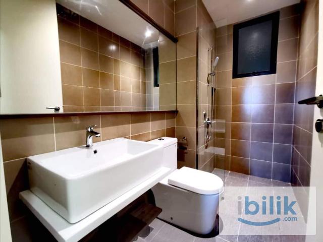 Comfy Master room free wifi free cleaning