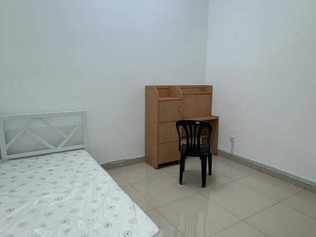 Comfy room at Taman Sri Muda, Shah Alam 0 Deposit