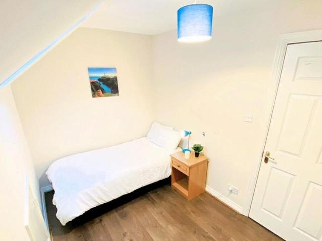 Comfy Single bedroom near University College Cork