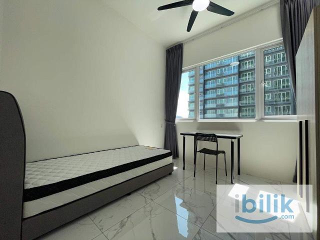 Comfy Single Room @ QuayWest Residence, Bayan Lepas