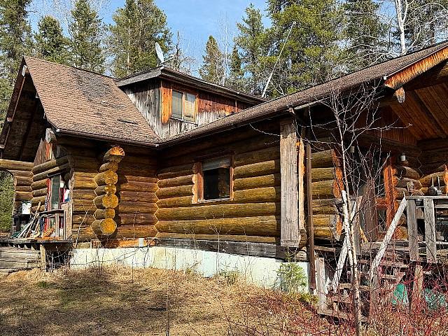Coming Soon. Log Home On 130 Acres