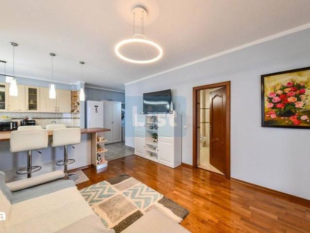 COMISION 0! Apartament 3 camere 77 MP, Langa stadion, Floresti