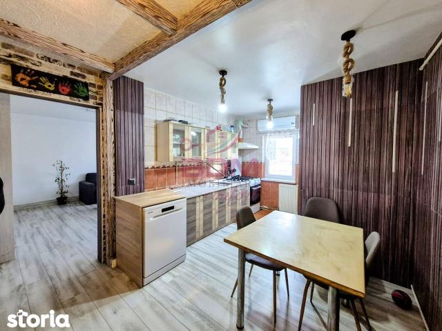 COMISION 0 |Apartament 3 camere | decomandat | spatios | zona Micro 3