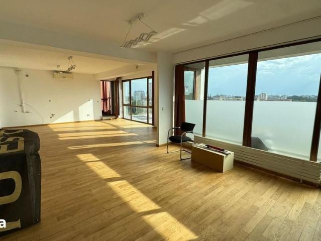 COMISION 0 | Penthouse | 3 camere | 143 mp utili | Complex Studențesc