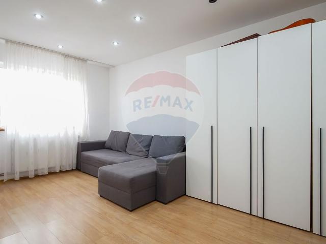 Comision 0%! 3 camere decomandate cu balcon generos | râșnov | central