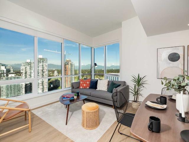 Comma King George 1 Bedroom Apartment for Rent at 9651 136a St, Surrey, BC V3T 0W9 Surrey Metro Centre