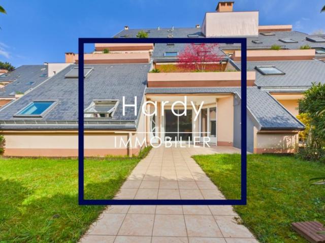 COMME UN AIR DE MAISON