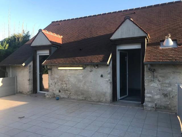 Comme une maison avec immense terrasse et jardin 3 pièce s 81 m2