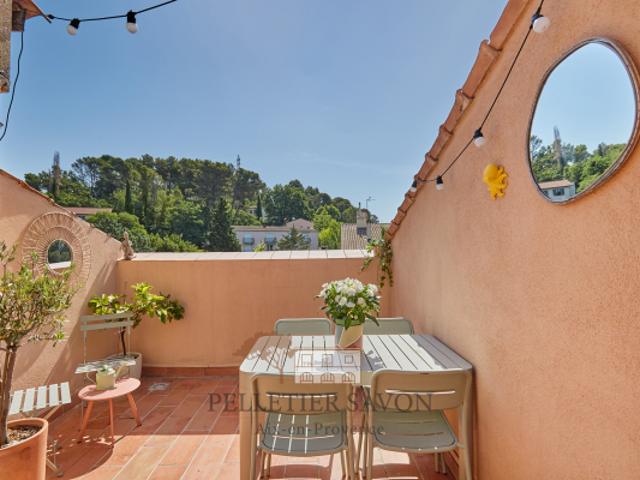 Comme une maison sous les toits Terrasse au calme absolu a