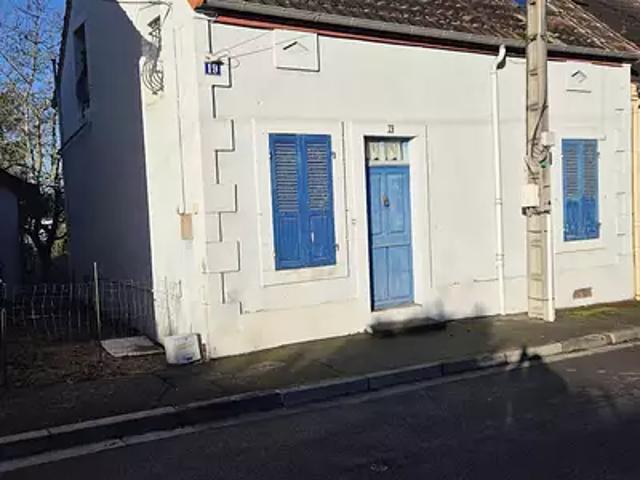 Commentry 03600 Achat / Vente maison 4 pièces t4