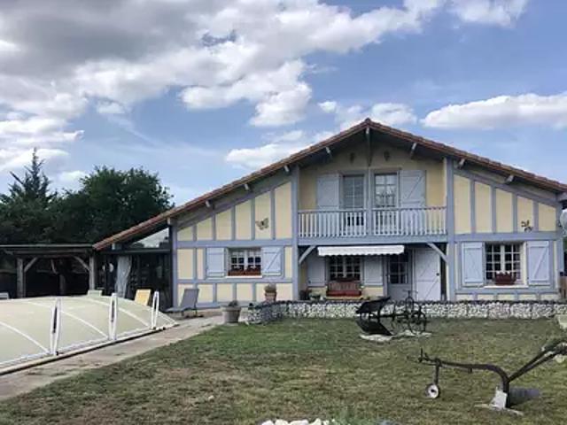 Commensacq 40210 Achat / Vente maison 6 pièces t6 au dernier étage piscine
