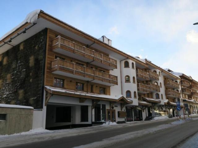 Commerce 70 m2 à Crans Montana