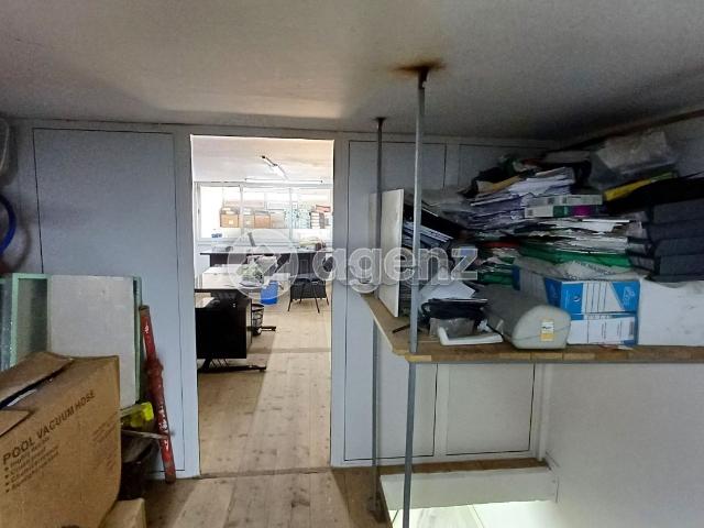Commerce à vendre 116 m² Centre Ville Rabat