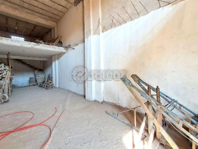Commerce à vendre 162 m² Bouskoura