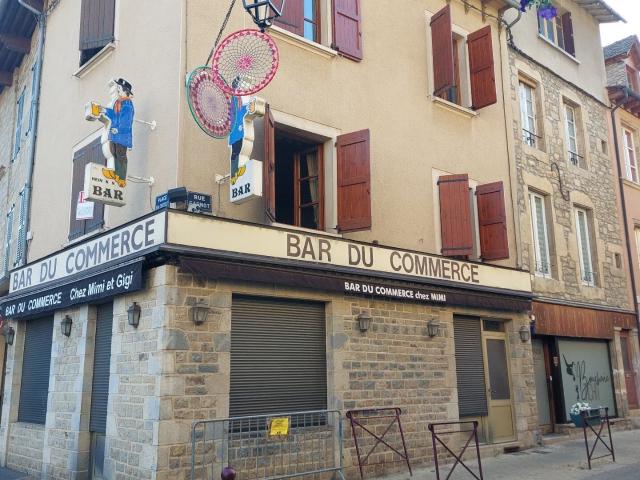 Commerce et appartement 90m² Marvejols