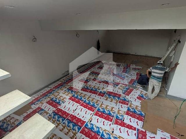 Commercial Office Building For Rent