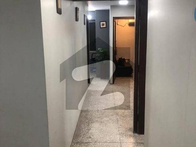 Commercial office for rent gulshan e iqbal block 13c