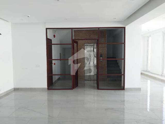 Commercial building for multinational companies phase 8 broadway dha lahore