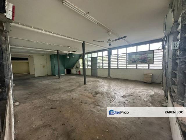 Commercial Detached House with Large Covered Compound | Main Road | Tongkang Yard