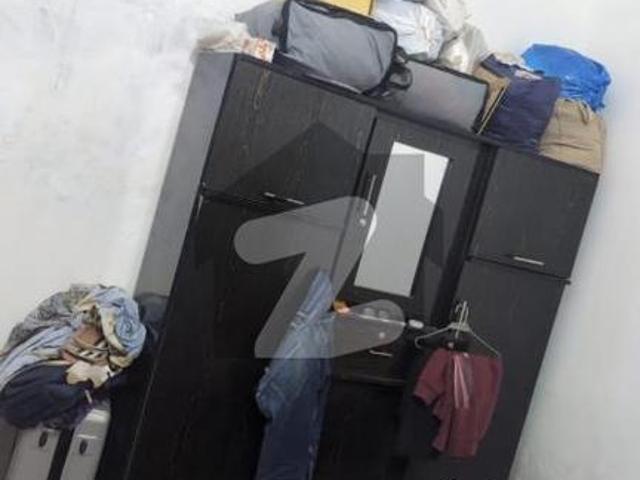 Commercial Flat 300 Square Feet Near Qanchi Morr Z Block park facing New Satellite Town