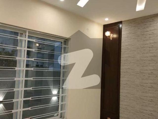 Commercial Flat For Rent In Park View City Lahore Park View City