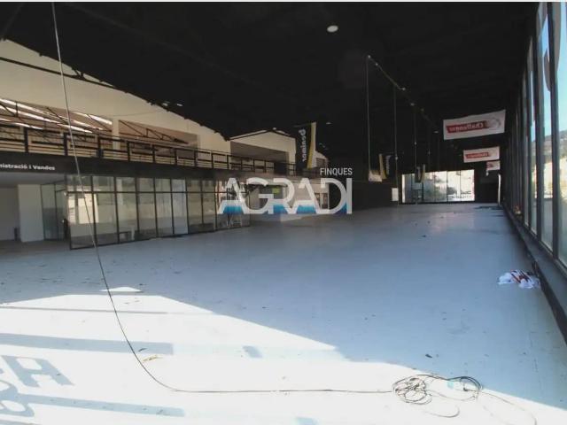 Commercial for rent in Vallirana, Barcelona