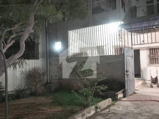 Commercial Ground + 1 House Available For Rent At Gulshan E Iqbal 13 A
