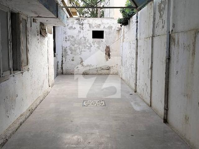 Commercial House For Rent Main Road Back North Nazimabad Block I