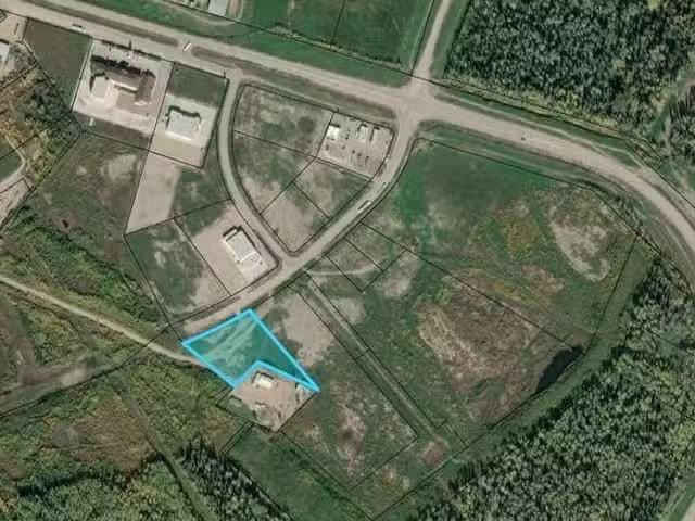 Commercial Land for sale in Fort Nelson, Fort Nelson, 5015 Cor.