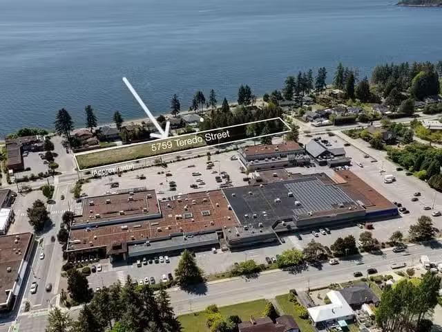 Commercial Land for sale in Sechelt, Sunshine Coast, 5759 Tere.