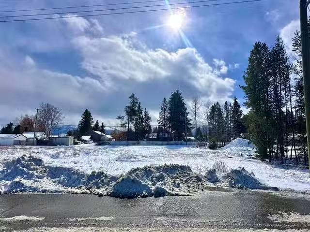 Commercial Land for sale in Valemount, Robson Valley, 1123 5th.