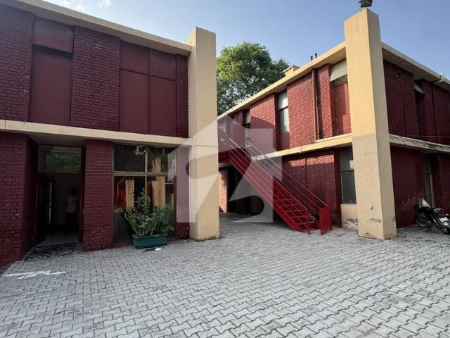 Commercial Paid House Available For Rent In Gulberg Near Main Boulevard