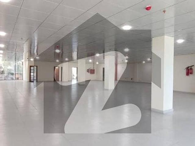 Commercial Plaza Available For Rent Total: 20,000 SQFT Lower Ground: 5000 SQF Ground: 5000 SQft Ist Floor: 5000 SQF 2nd Floor: 5000 SQR Ft Rent: 300 Per Sqr Ft Location: G 8 Islamabad
