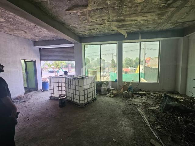 Commercial Plaza for rent