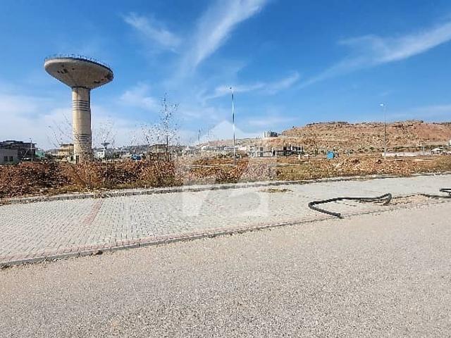 Commercial Plot For Sale
