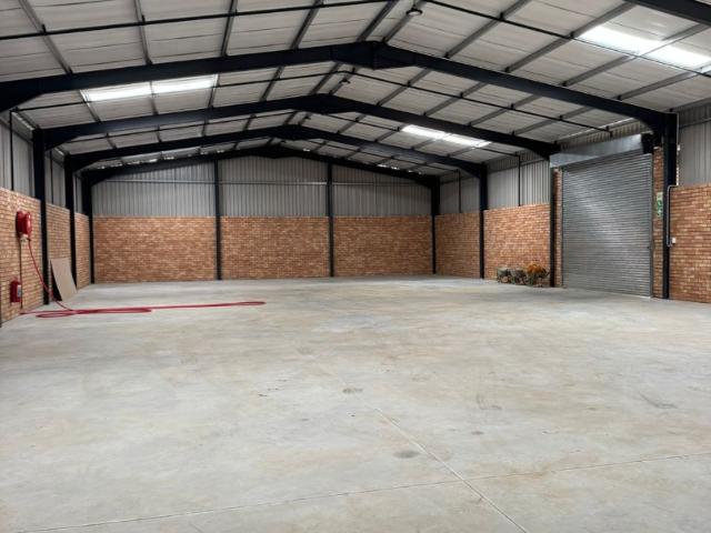 Commercial Property in Meisies Halt To Rent