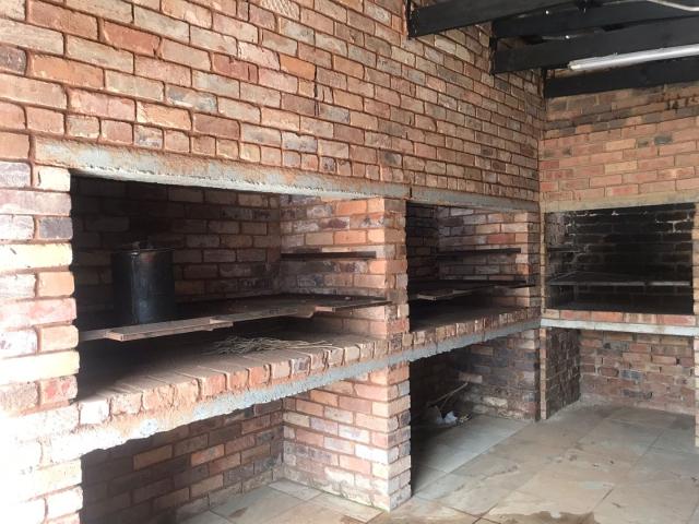 Commercial Property in Mohlakeng For Sale