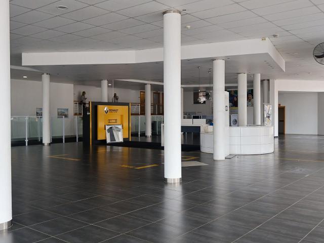 Commercial Property in North End For Sale