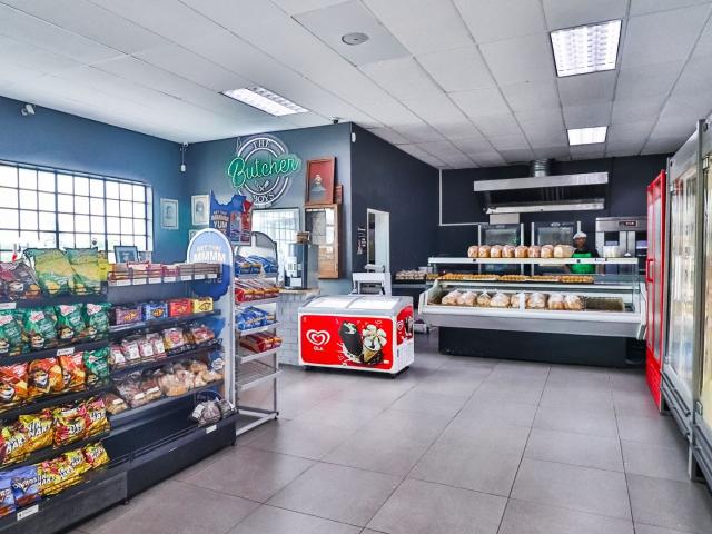 Commercial Property in Adamayview For Sale