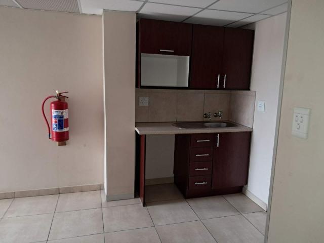 Commercial Property in Bendor For Sale