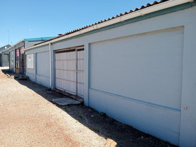 Commercial Property in Deal Party For Sale
