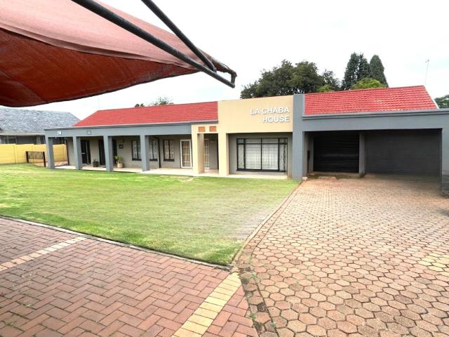 Commercial Property in Florida Park To Rent
