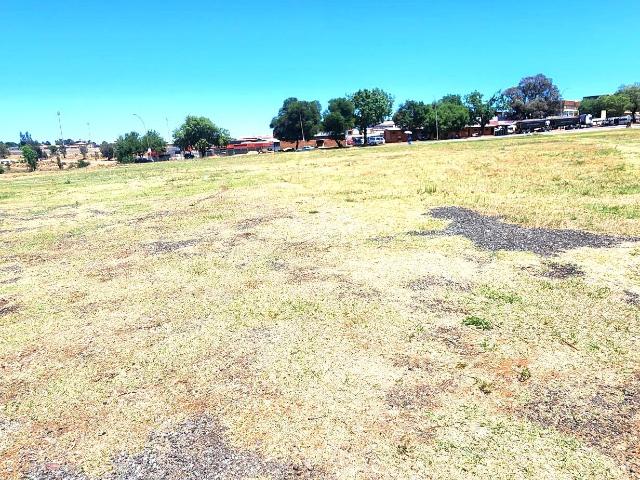 Commercial Property in Heidelberg Central For Sale