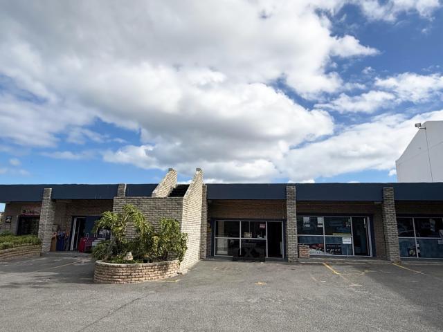 Commercial Property in Kleinmond Central For Sale