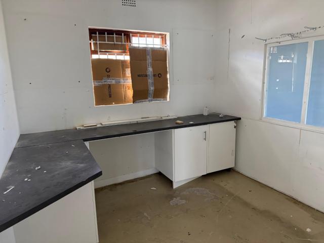 Commercial Property in Kleinmond Central For Sale