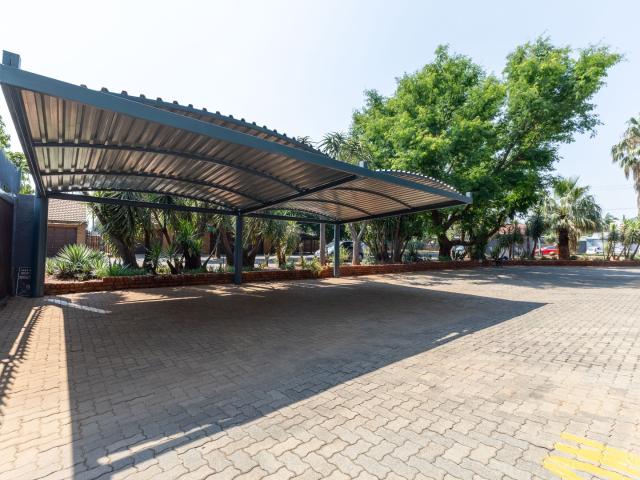 Commercial Property in Pretoria North To Rent